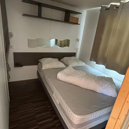 Mobil 4 Couchages Confort